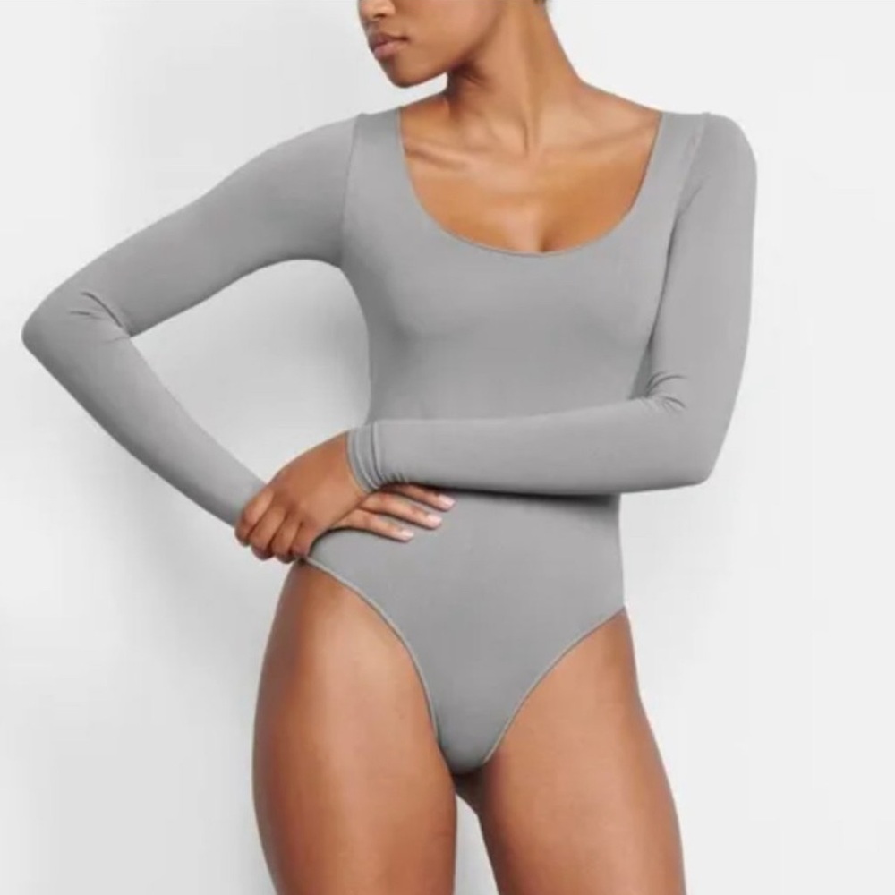 SKIMS Gray Seamless Square Neck Bodysuit - Size XS